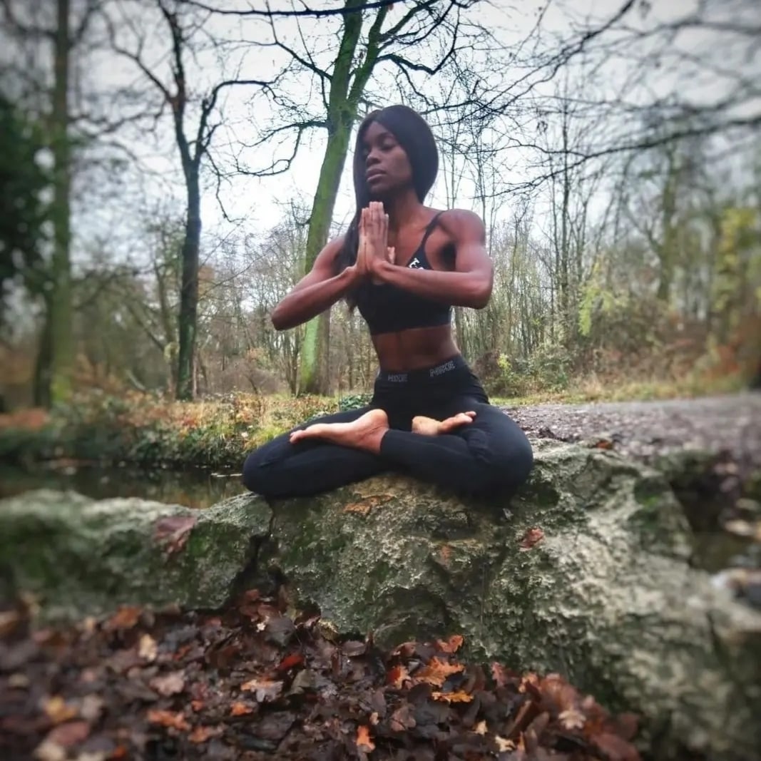 Isidore professeur de yoga nantes