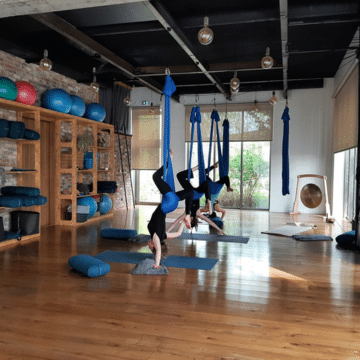 YOGA AERIEN NANTES